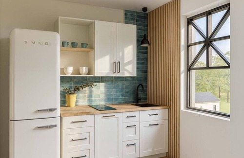 Victoria House | The Historic OH Victoria exclusively yours | Newly Restored | 8 rooms, sleeps 18