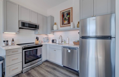 River District Apartment | The Hive 203 Sweeter by BlueStar