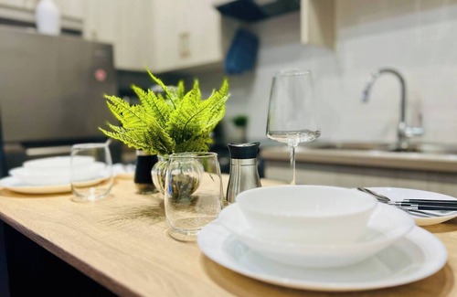 Southwest Calgary House | The Hive | Stylish 2BR Basement Suite