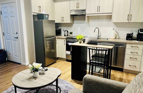 Southwest Calgary House | The Hive | Stylish 2BR Basement Suite