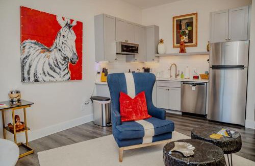 River District Apartment | The Hive Trio 2nd Floor, 203, 204, & 205 Sweeter