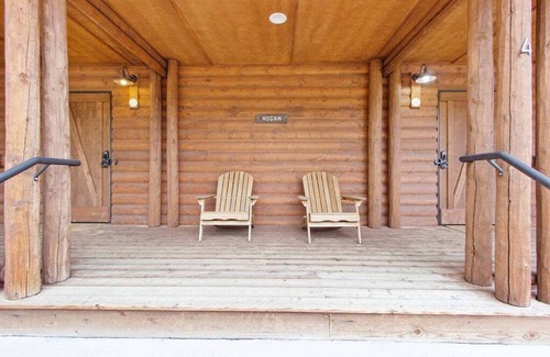 Allenspark Cabin | The Hogan Cabin 3 at Pathways Ranch!