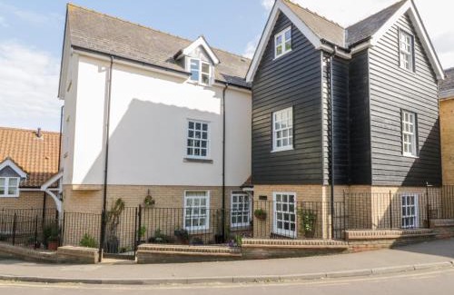 Ely Apartment | The Hoist
