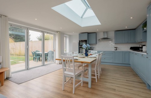 Chaldon Herring House | The Hollies Chaldon Herring Sleeps 5 +1 & baby