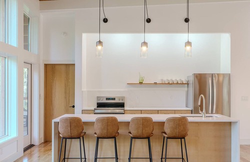 McArthur Cabin | The Hollow House-A Modern Affordable Luxury Escape