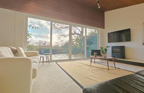 Tealby House | The Hollow Tealby
