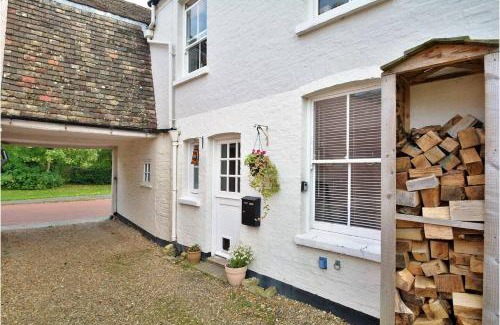 Horningsea House | The Holts - Charming 2 Bed Cottage