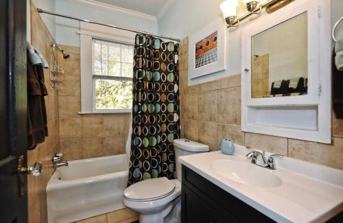 Dilworth Apartment | The Home Collection CLT: Kirkwood Avenue