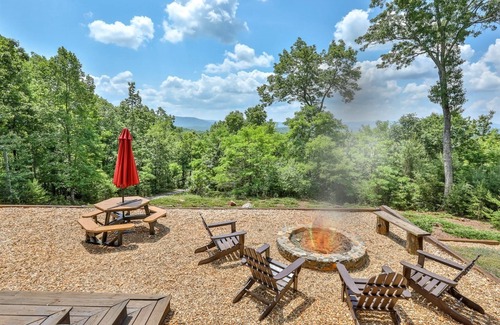 Ellijay Cabin | The Honey Pot | Ellijay, GA