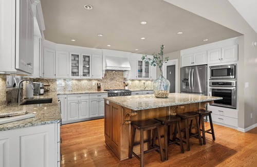 Grove House | The Honeycomb House: Waterfront > Hot Tub > Game Room > Boat Dock