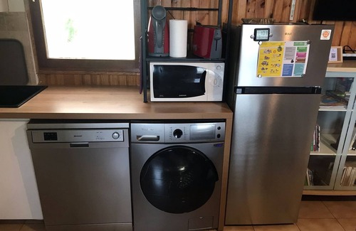 Saint-Georges-sur-Arnon Ski Chalet | The house by the pond