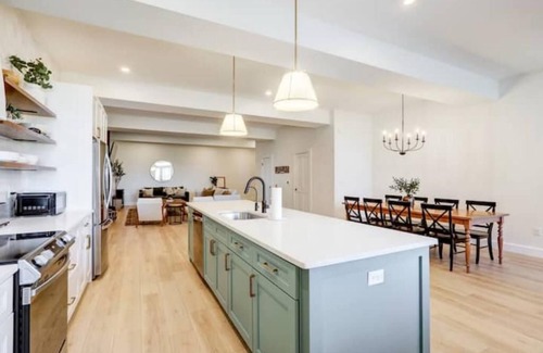 Witmer House | The House at Legacy Manor/Close to Sight & Sound & Downtown Lancaster