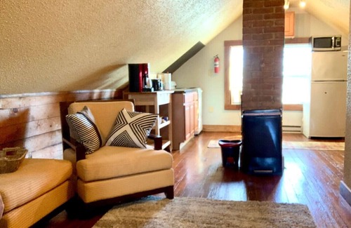 Lakewood Apartment | The House Hotels - Thoreau Loft