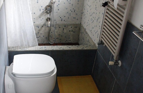 Calci House | The house in front of the creek