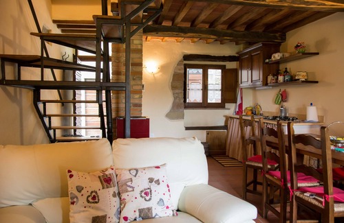 Bivio Lugnano House | The house in the Castle (free wifi)