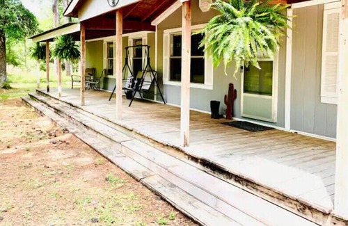 Magnolia House | The House in the Woods