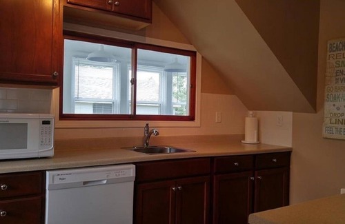 Sylvan Beach House | The House near Sylvan Beach