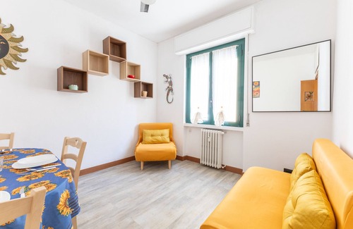 Turro Apartment | The House Of The Rising Sun