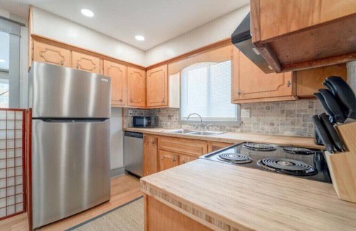Binghamton House | The House of Zenn