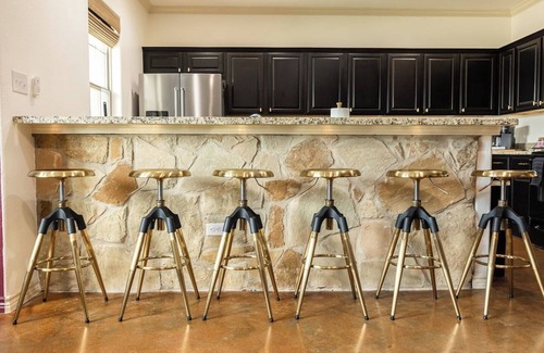 Wellborn House | The Howdy Hangout near Texas A&M and Kyle Field
