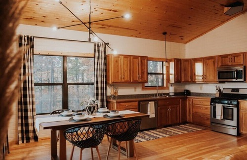 Pelsor House | *The Hummingbird Haven* The perfect retreat *