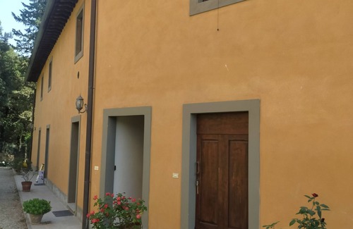 Castelfiorentino House | The hunter house is located in the grounds of the historic Villa Meleto estate.