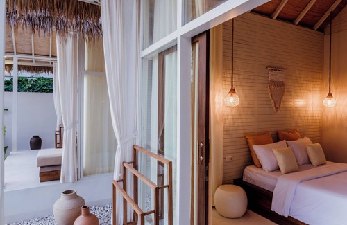 Pecatu Hotel | The Hut Hut
