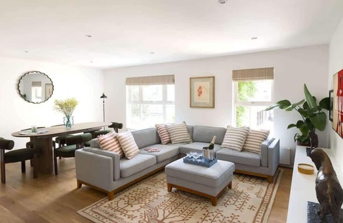 Colville House | The Iconic Portobello Mews house