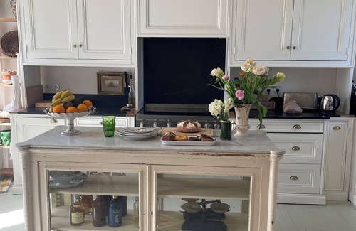 Morlaix Villa | The ideal vacation home with sea and river views. 10mn from beaches 5mn from Morlaix.