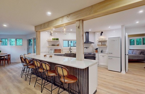 Hamlin Cabin | The infamous Pocono Pyramid nFeatured on HGTV Ugliest House In America!