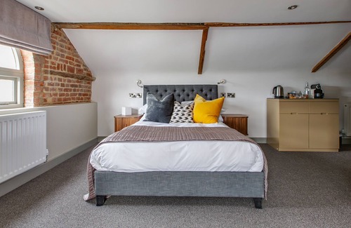 Ingham House | The Ingham Swan
