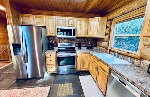 Saint Helens Cabin | The Inn Between at RRG