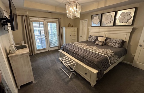 Mechanicsville House | The Intown ATL Mechanicsville Luxury Oasis! <1.5 mile to Mercedes-Benz Stadium!
