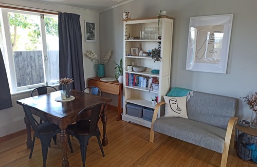 Mount Maunganui House | The Ivy on Tui - Family Beach House