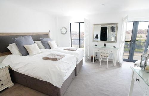 Cowes House | The J House - Cowes