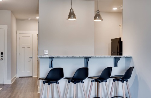 Gracewood Apartment | The James | Modern King Bed apartment outside Ft. Gordon