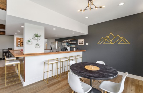 Bolton Apartment | The Jessica