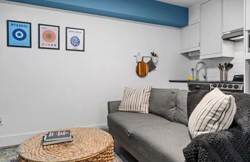 Virginia Highland Apartment | The Jewel - Balcony Walkable Ponce Cityn