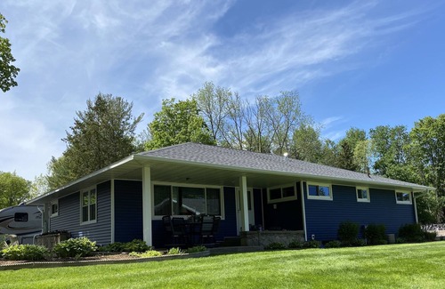 Traverse City House | The Jewel of West Bay