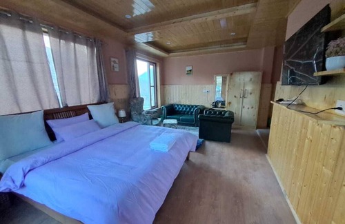 Sissu Hotel | The Jharna Sissu