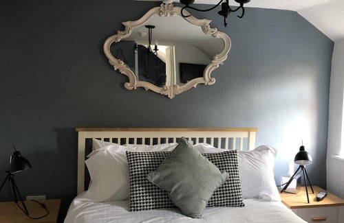 Orford Bed & Breakfast | The Jolly Sailor