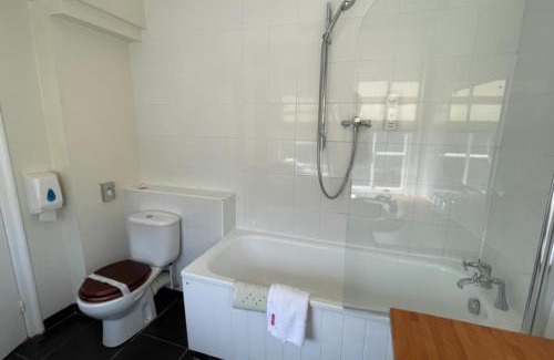 Orford Bed & Breakfast | The Jolly Sailor, Orford