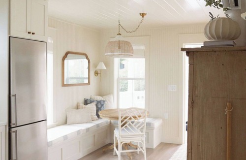Seagrove Beach Cottage | The Juander Inn, cottage + pool + bikes + beach chairs