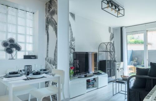 Quartier Centre Ville Apartment | the Jungle Loft PARIS-TGV-ORLY confort