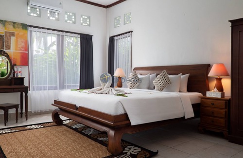 Sidemen Resort | The Kanjeng Signature Sidemen