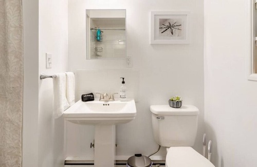 Old Mystic Apartment | The Kelly Studio · Near Mystic, Casinos + USCGA