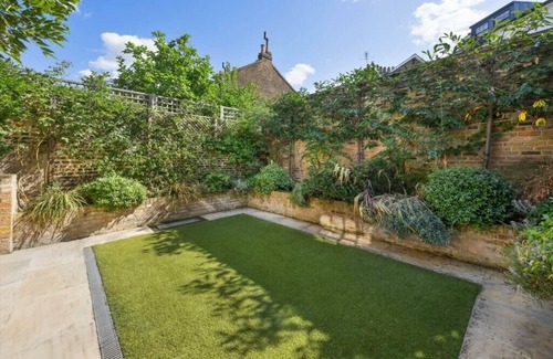 Royal Borough of Kensington and Chelsea Apartment | The Kensington Estate (CP293)