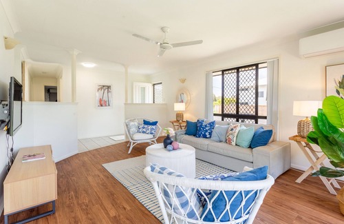 Farnborough House | The key here is to enjoy the access to the beach and the sunsets - sensational!
