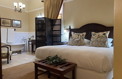 Kimberley Hotel | The Kimberley Club Guesthouse