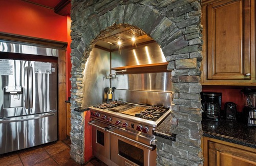 Sevierville Cabin | The King Of The Mountain-Breathtaking Views, 6617 Sq. Ft. Theater Room, Pool!